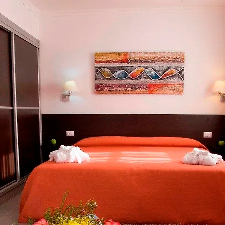 Eo Jardin Dorado 4* מספאלומס